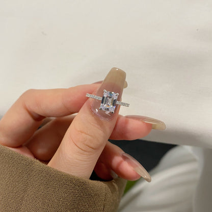 [Windsor Jewelry]2.0 Carat Scintillating Ornate Radiant Cut Party Ring