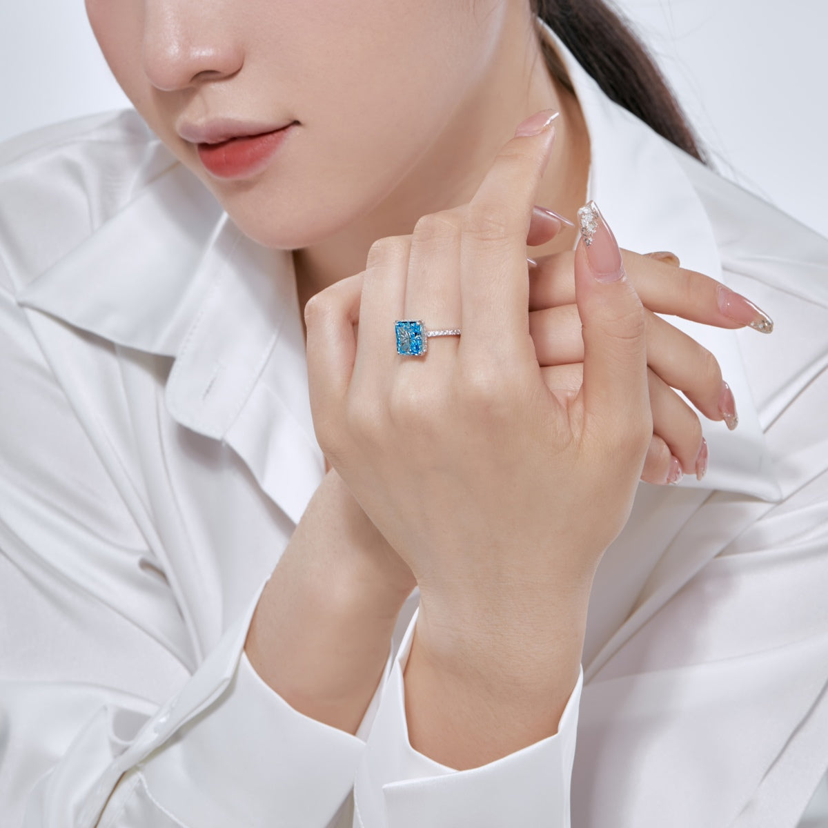 [Windsor Jewelry]4.0 Carat Luxurious Engagement Ring