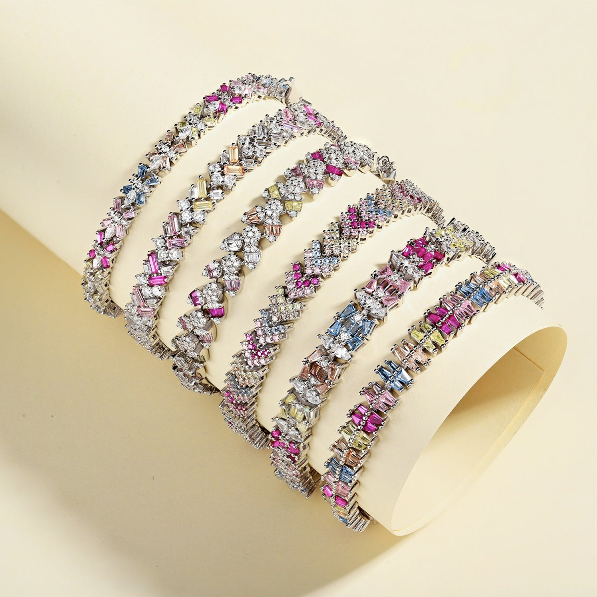 [Windsor Jewelry]Delicate Colorful Multi Cut Party Bracelet