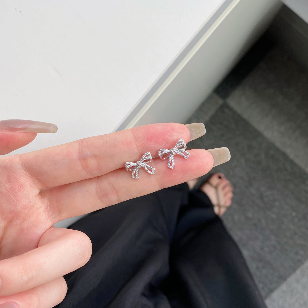 [Windsor Jewelry]Dainty Bow Shape Earrings