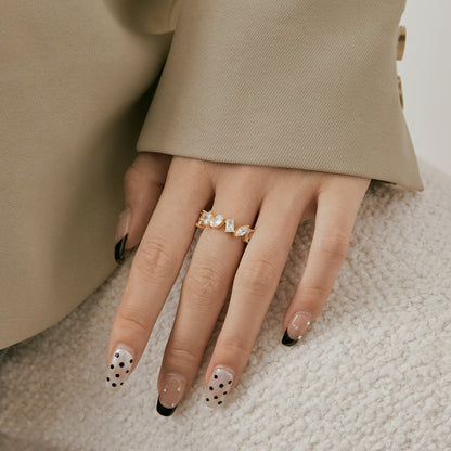 [Windsor Jewelry]Delicate Multi Cut Ring