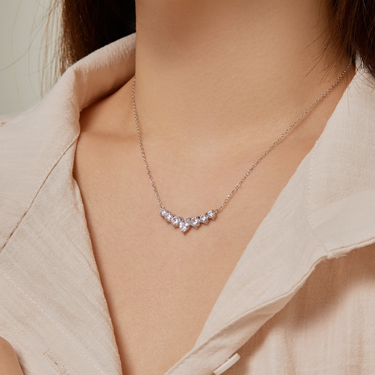 [Windsor Jewelry]Dainty Colorful Heart Necklace