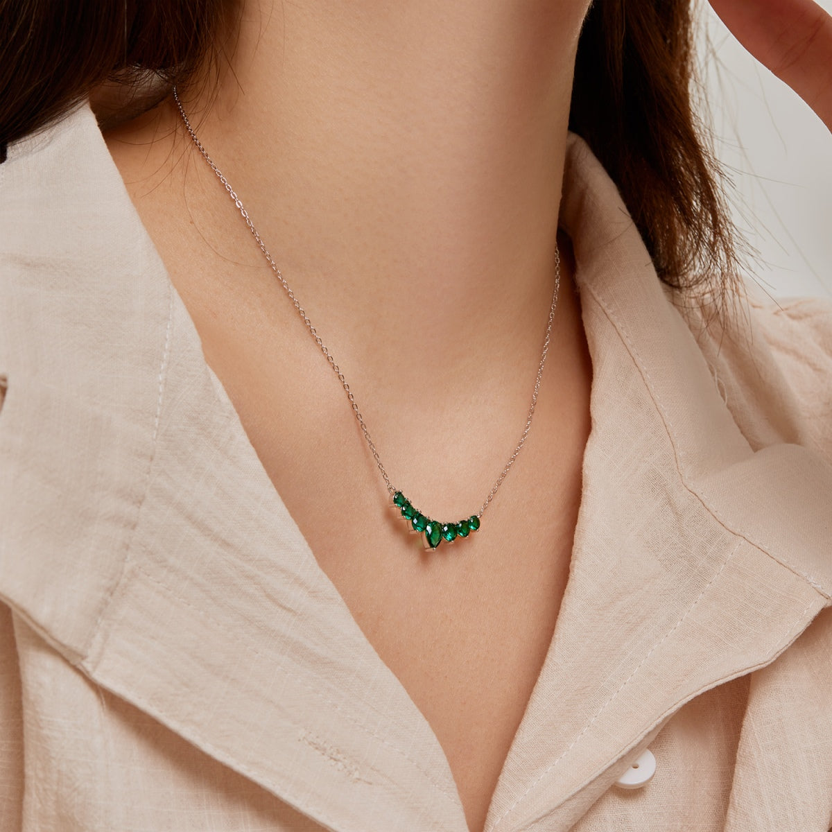 [Windsor Jewelry]Dainty Colorful Heart Necklace