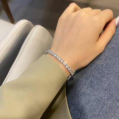 [Windsor Jewelry]Ornate Sparkling Round Cut Wedding Bracelet