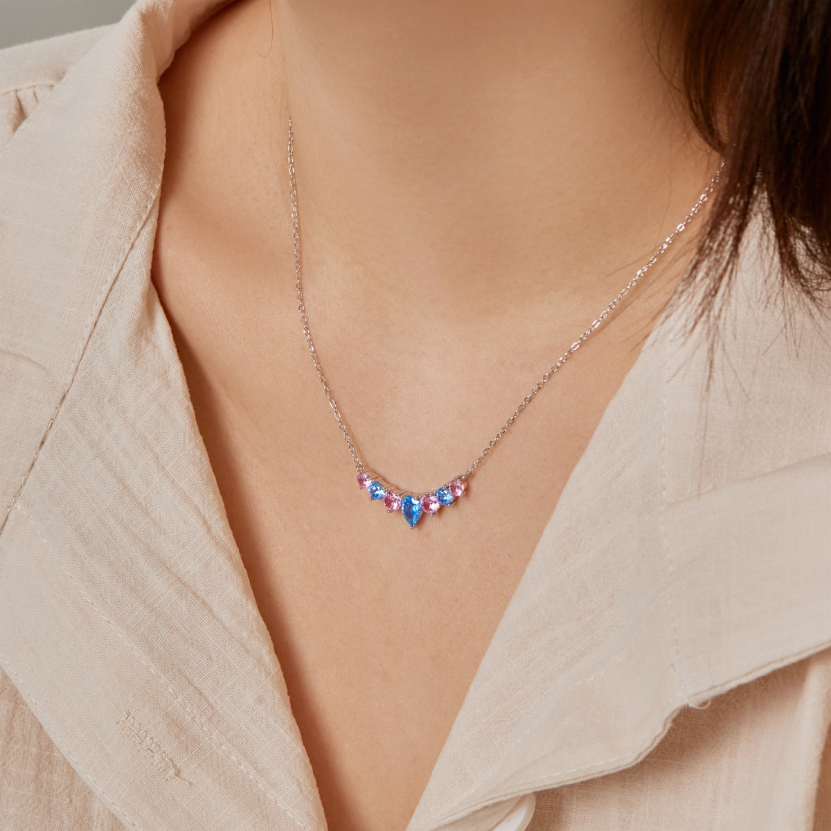 [Windsor Jewelry]Dainty Colorful Heart Necklace