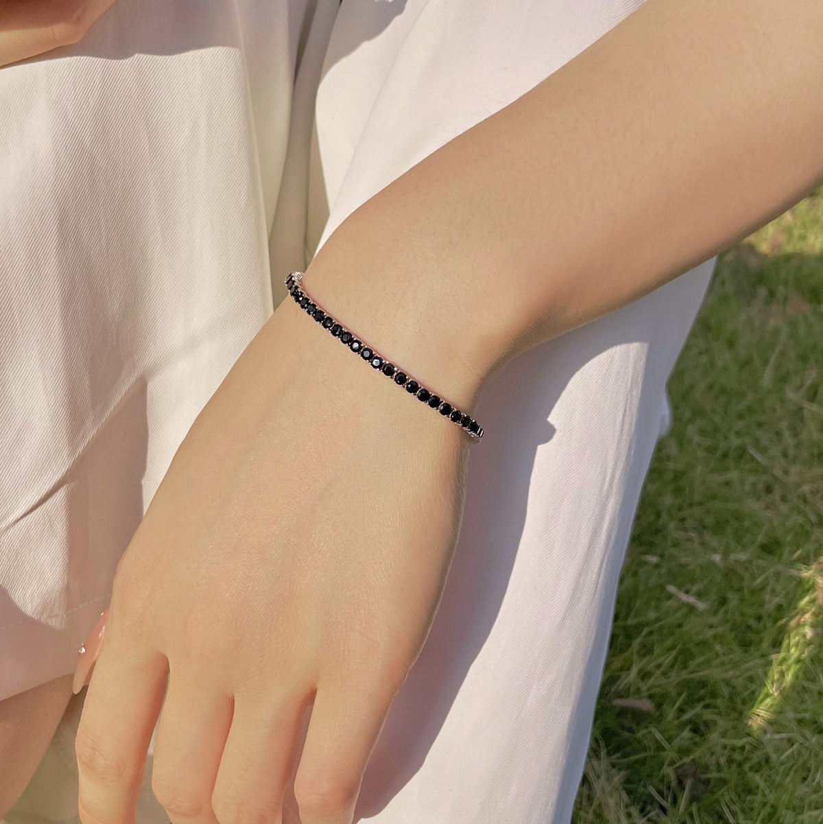 [Windsor Jewelry]Radiant Colorful Round Cut Party Bracelet