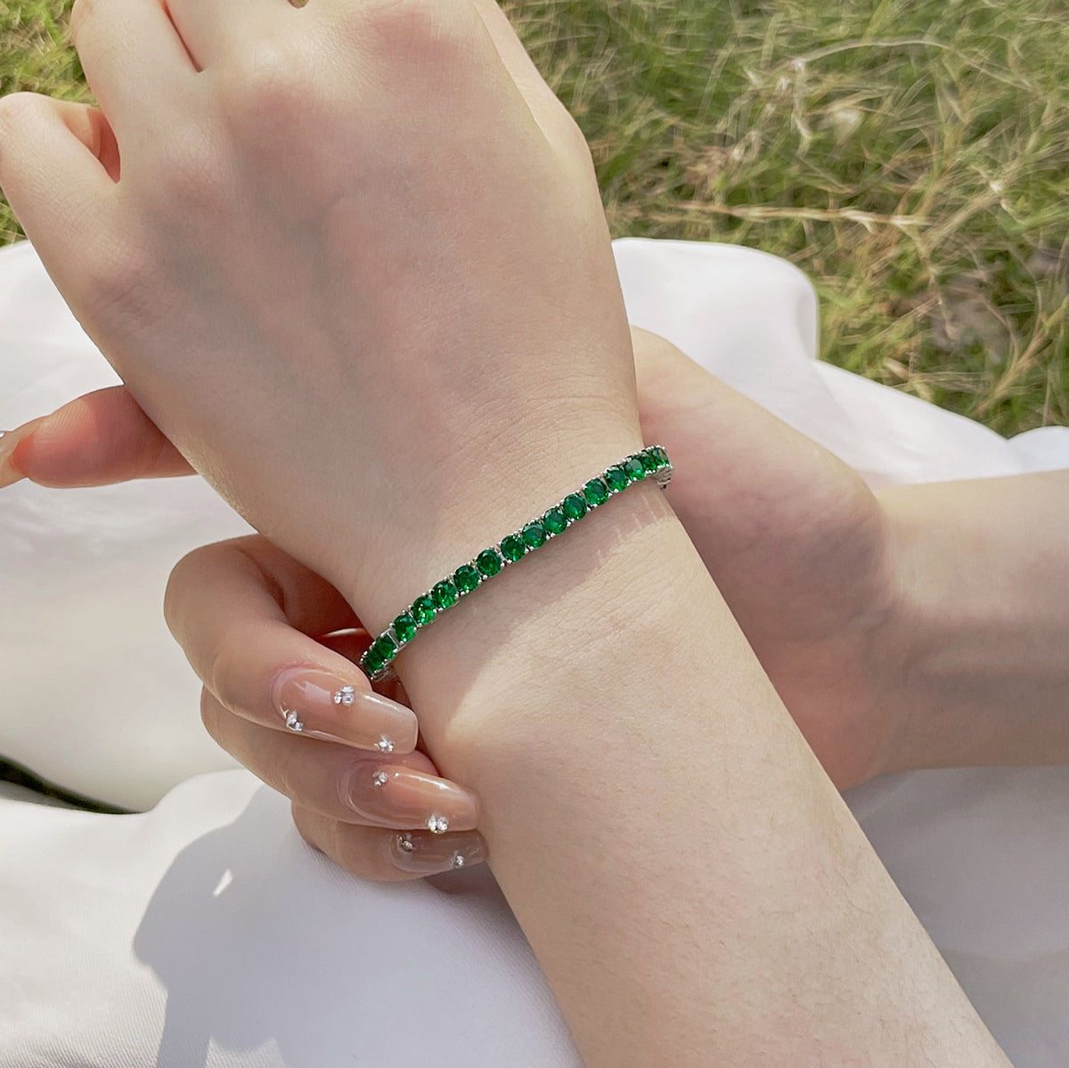 [Windsor Jewelry]Radiant Colorful Round Cut Party Bracelet