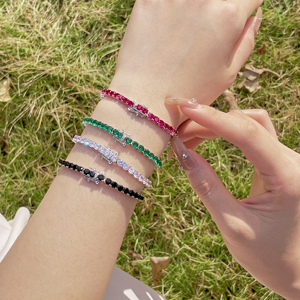 [Windsor Jewelry]Radiant Colorful Round Cut Party Bracelet