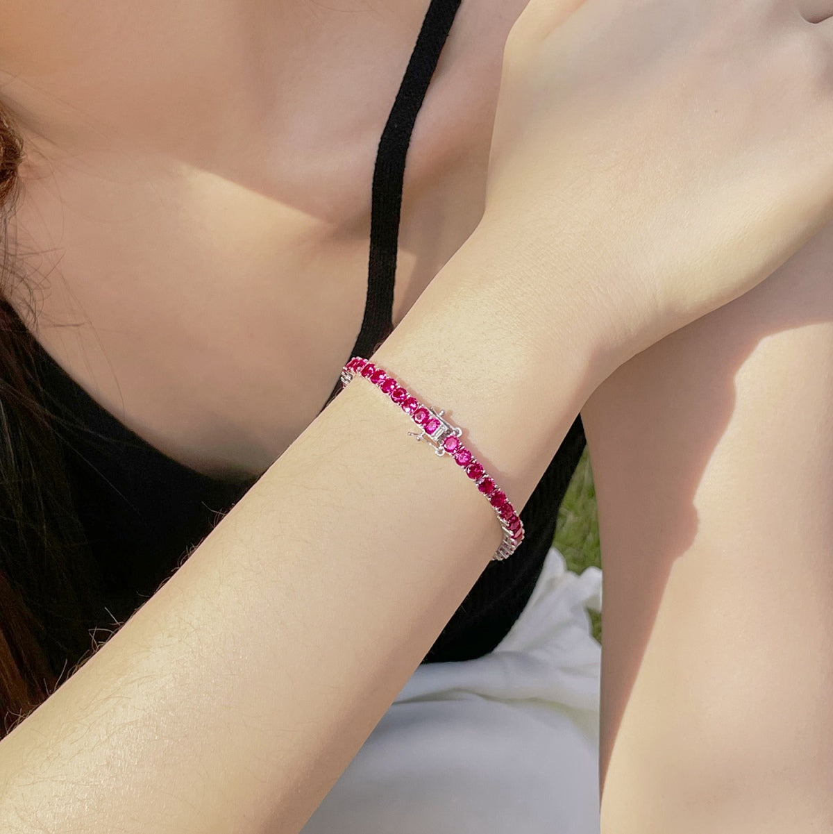 [Windsor Jewelry]Radiant Colorful Round Cut Party Bracelet