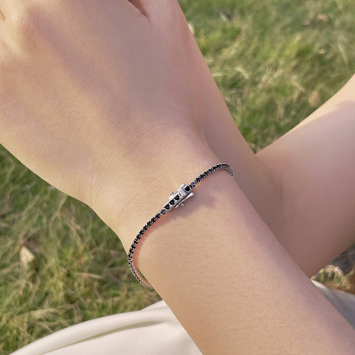 [Windsor Jewelry]Radiant Colorful Round Cut Party Bracelet