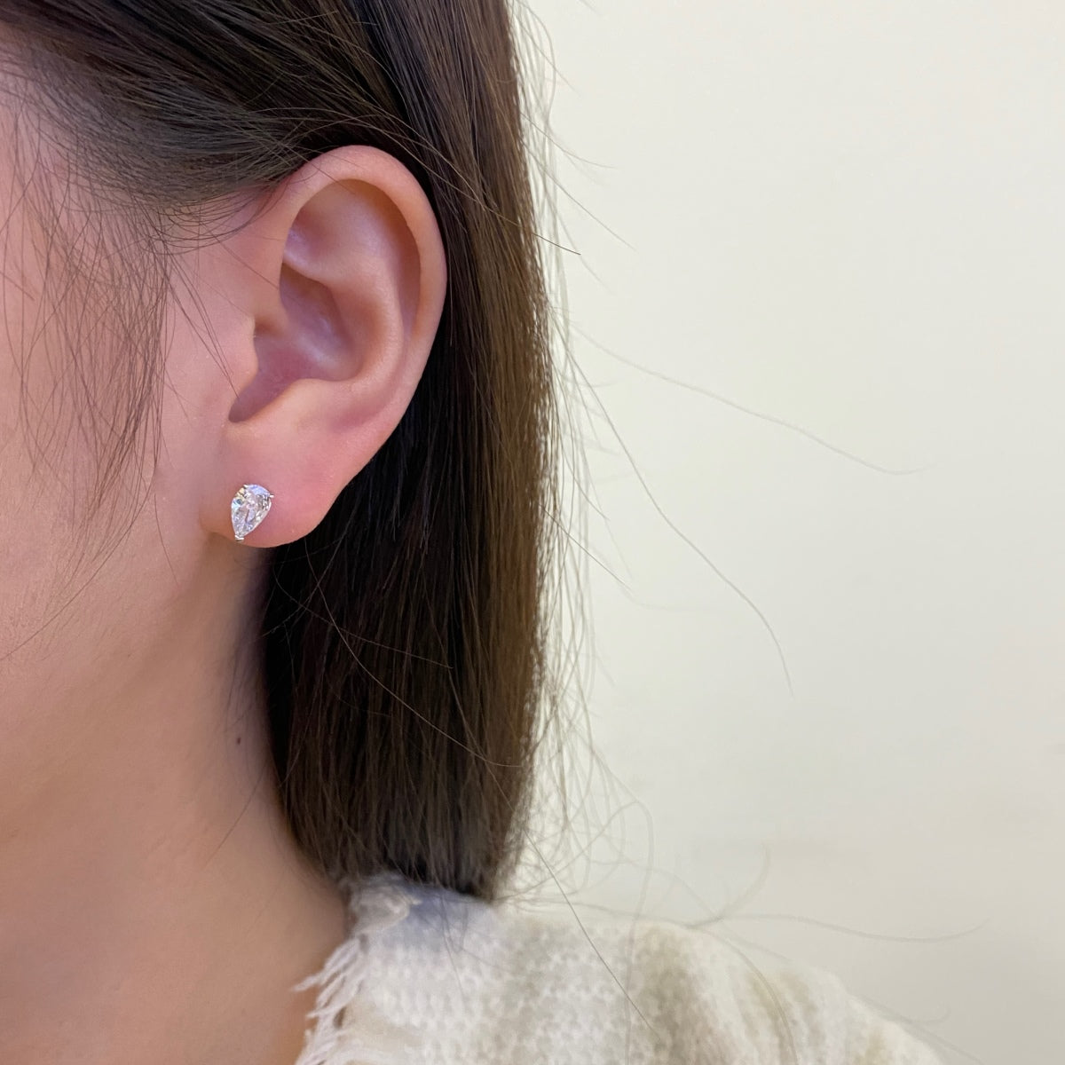 [Windsor Jewelry]Ornate Water Drop Shape Earrings