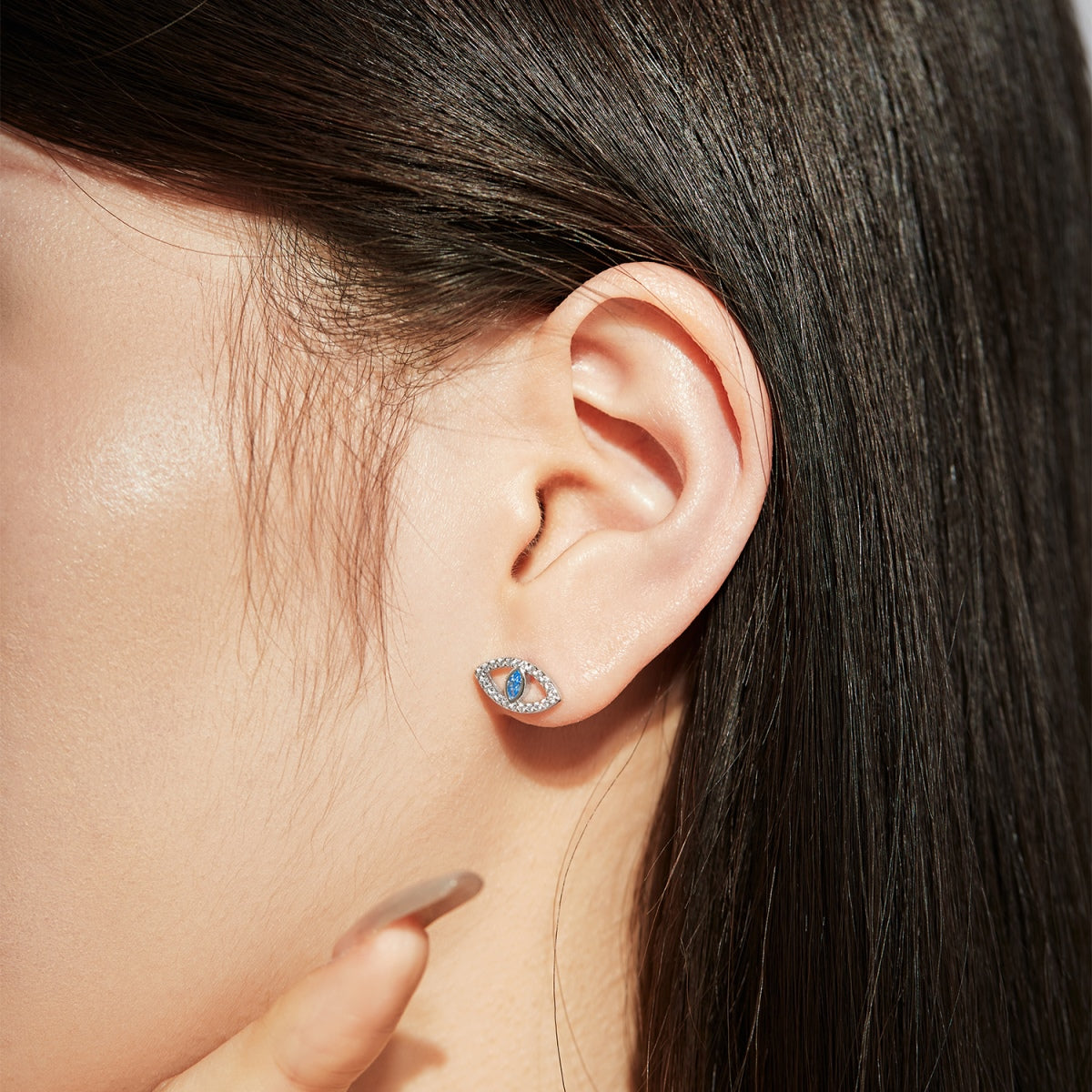 [Windsor Jewelry]Blue Devil Eyes Hollow Stud Earrings