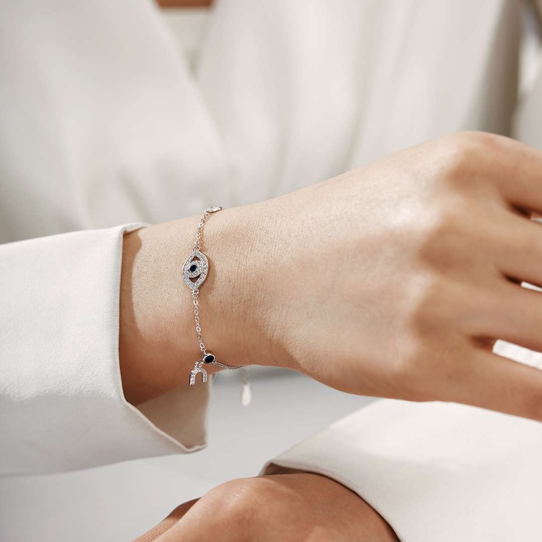 [Windsor Jewelry]Dainty Eye Shape Necklace