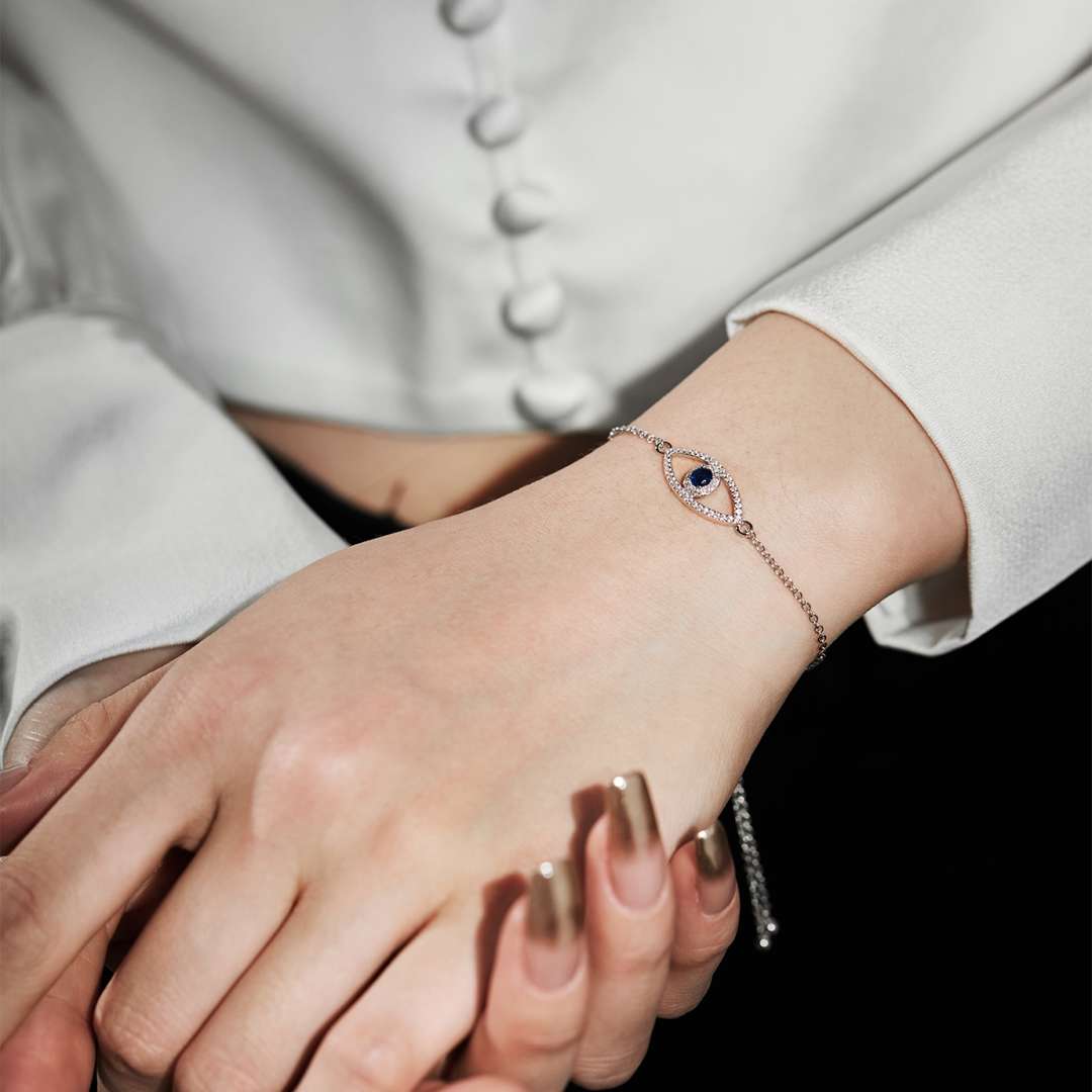 [Windsor Jewelry]Devil's Eye Hollow Design Bracelet