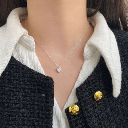[Windsor Jewelry]Ornate Heart Shape Necklace