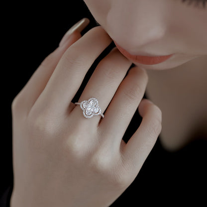 [Windsor Jewelry]Luxurious Eternity Flower Shape Banquet Ring
