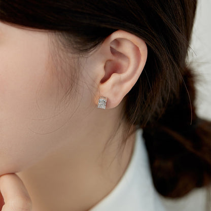 [Windsor Jewelry]Radiant Luxurious Princess Cut Daily Earrings