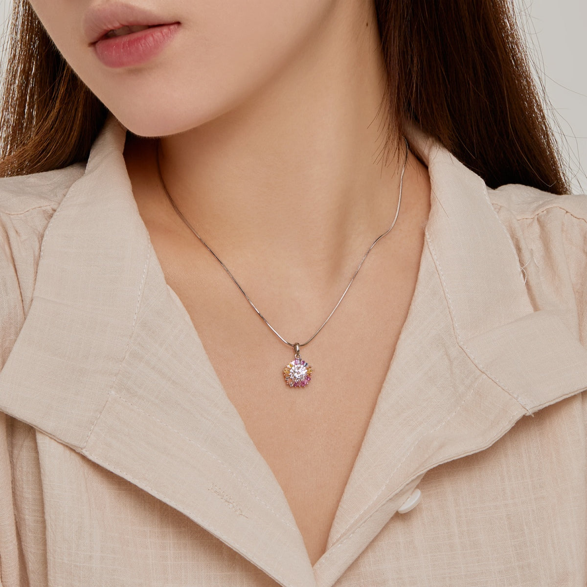 [Windsor Jewelry]Charming Flower Colorful Necklace