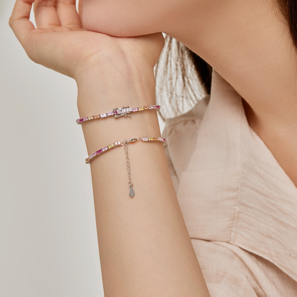 [Windsor Jewelry]Delicate Romantic Heart Shape Lover Bracelet