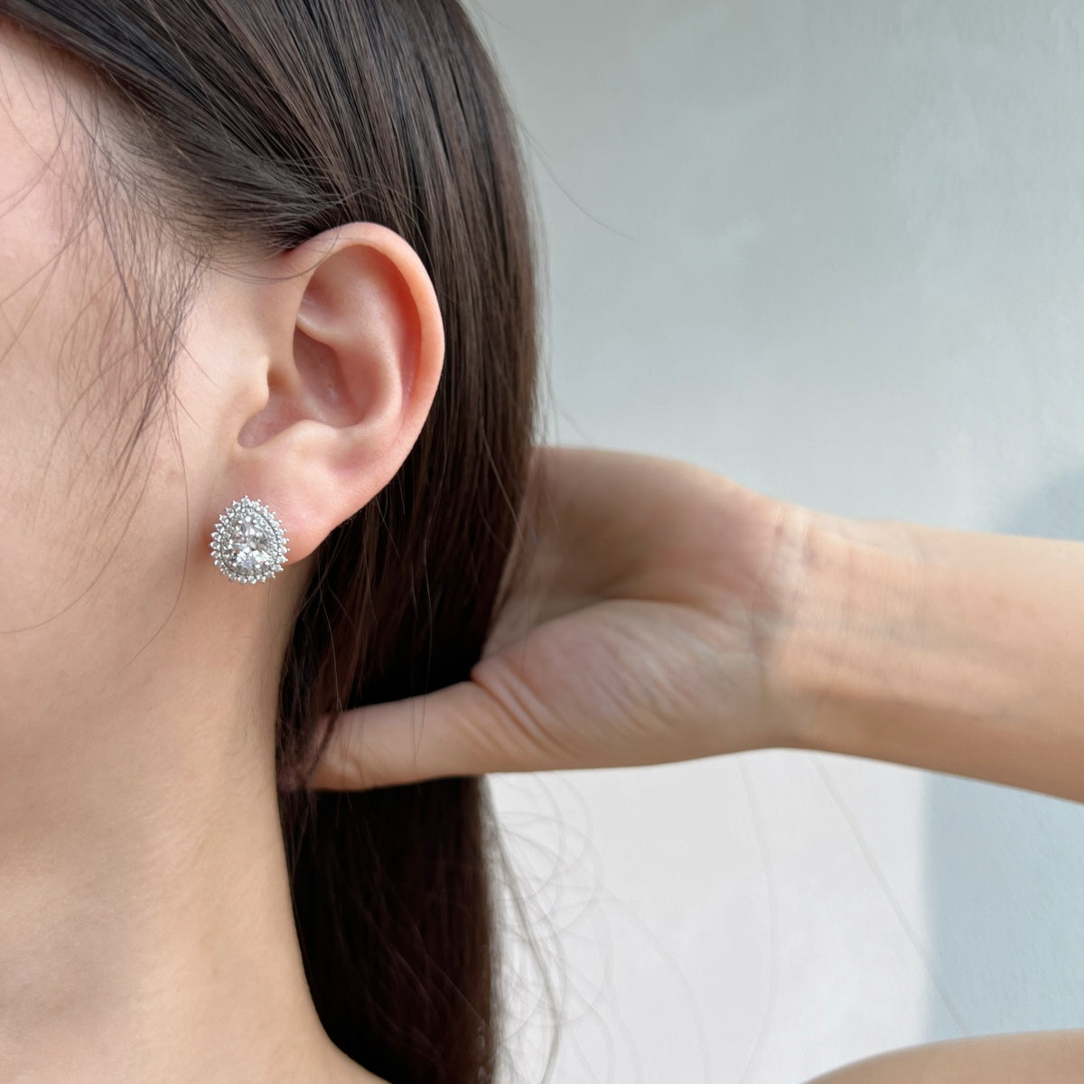 [Windsor Jewelry]Delicate Gorgeous Pear Cut Daily Earrings