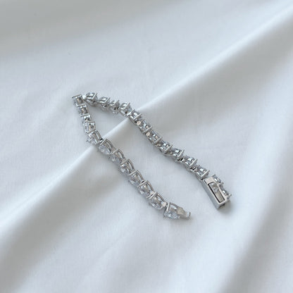 [Windsor Jewelry]0.75 Carat Elegant Romantic Heart Shape Lover Bracelet