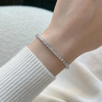 [Windsor Jewelry]Dainty Charming Round Cut Tennis Bracelet