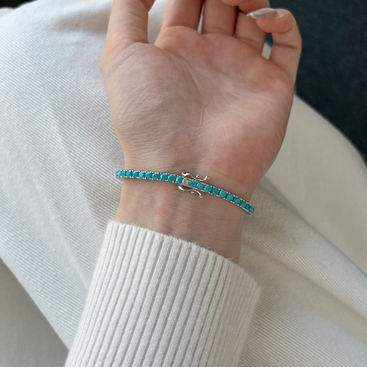 [Windsor Jewelry]Dainty Charming Round Cut Tennis Bracelet