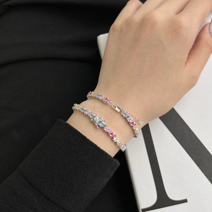 [Windsor Jewelry]Ornate Sparkling Multi Cut Party Bracelet