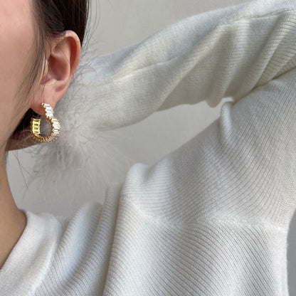 [Windsor Jewelry]Radiant Heart Cutout Earrings