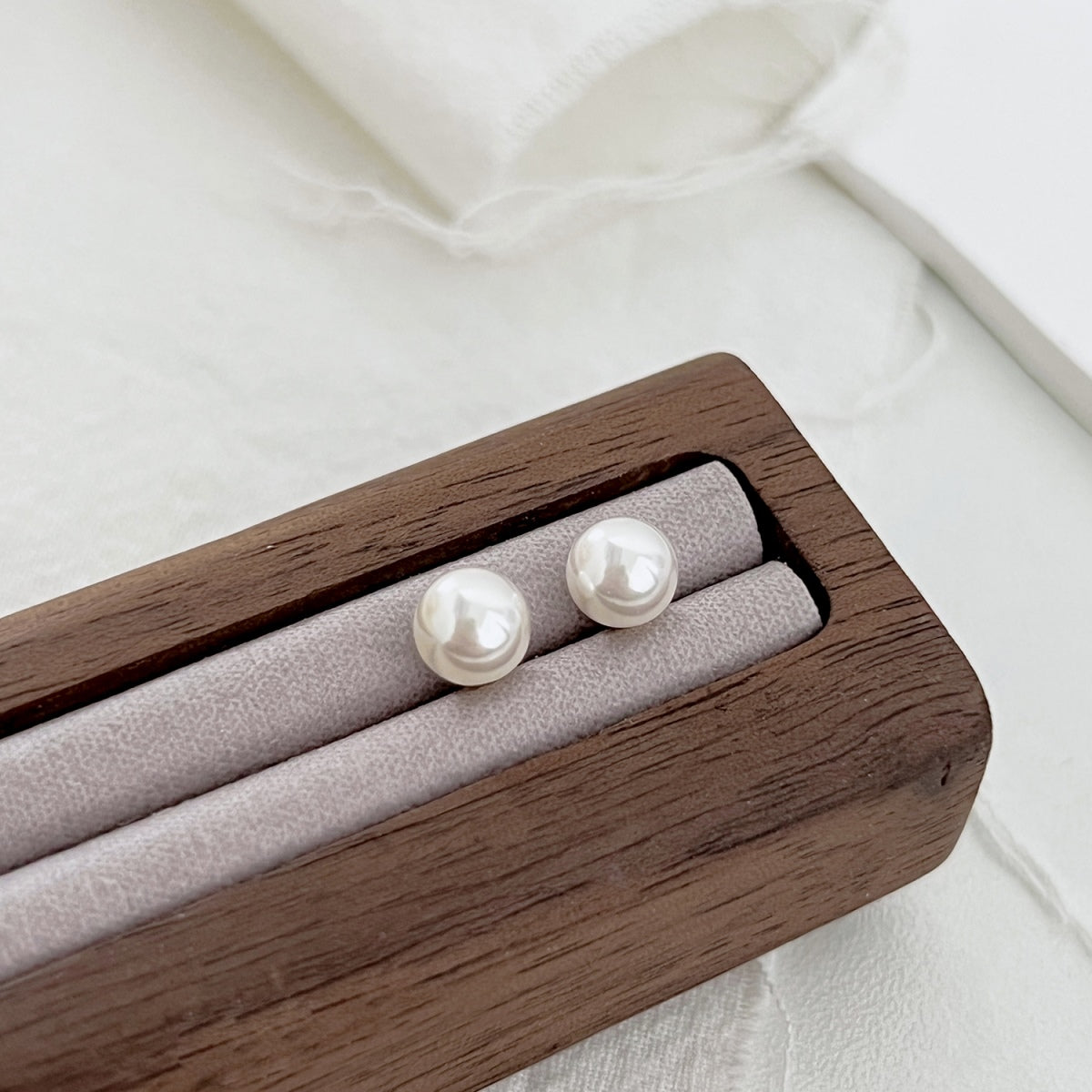 [Windsor Jewelry]Delicate Pearl Earrings