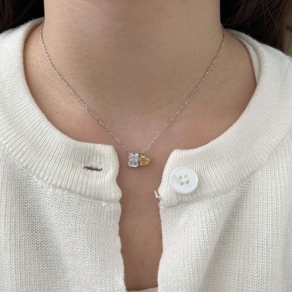 [Windsor Jewelry]Dazzling Square & Heart Shape Necklace