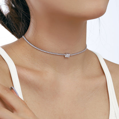[Windsor Jewelry]2.0 carat Ornate Emerald Cut Necklace