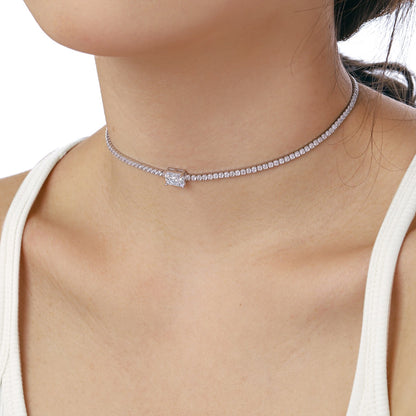 [Windsor Jewelry]2.0 carat Ornate Emerald Cut Necklace