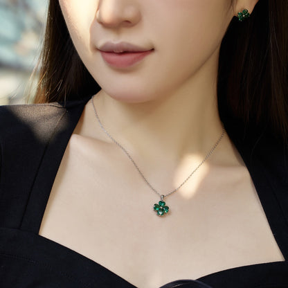 [Windsor Jewelry]Heart-Shaped Four-Leaf Clover Bead Necklace