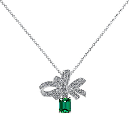 [Windsor Jewelry]Luxurious Flower Shape Emerald Cut Necklace