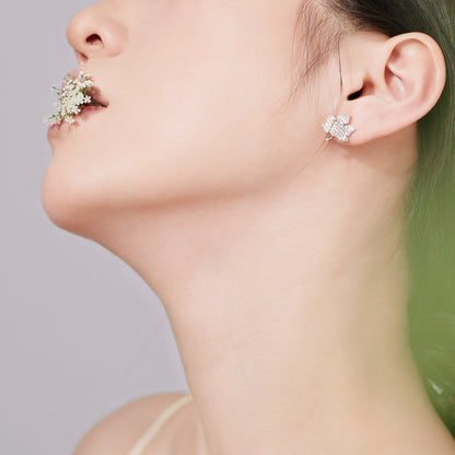 [Windsor Jewelry]Exquisite Maple Leaf Design Earrings
