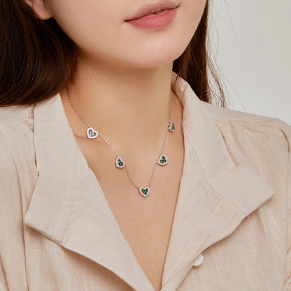 [Windsor Jewelry]Sparkling Five Heart Necklace