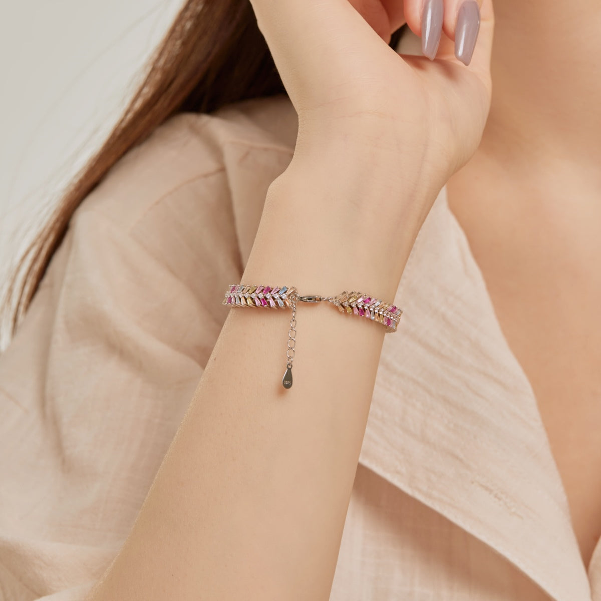 [Windsor Jewelry]Dainty Radiant Emerald Cut Daily Bracelet