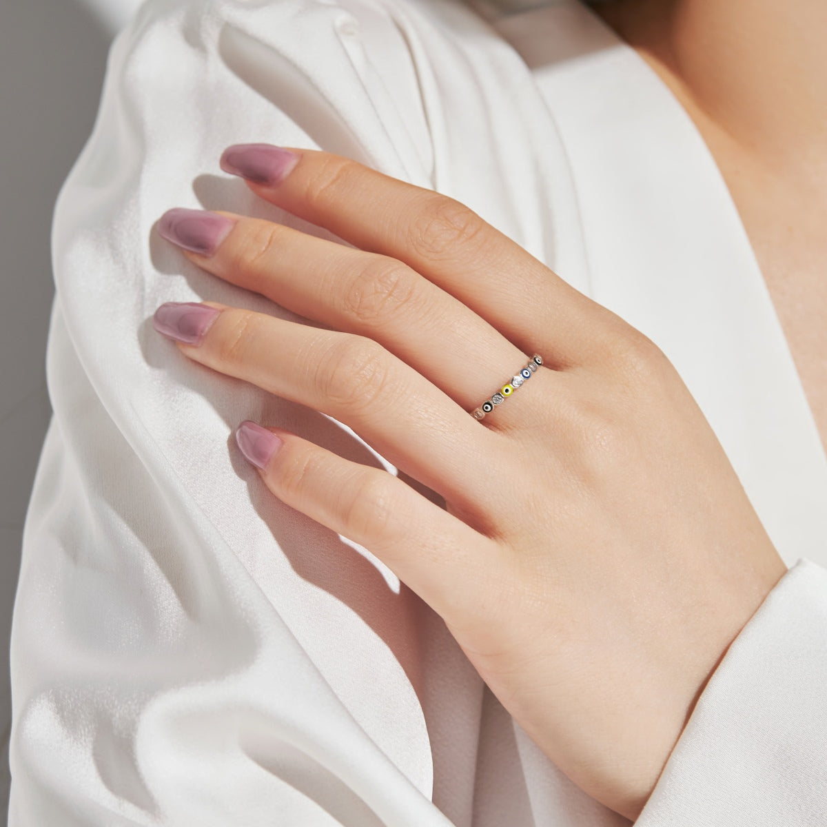 [Windsor Jewelry]Sparkling Vibrant Round Shape Daily Ring