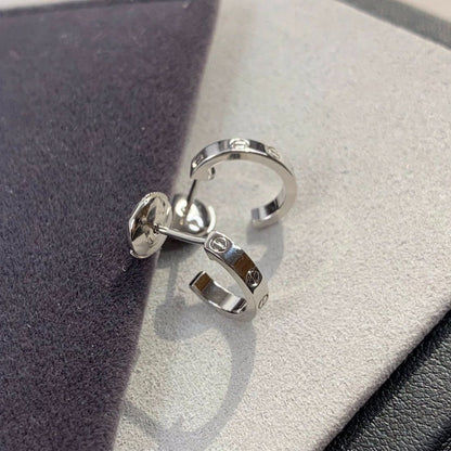 [Windsor Jewelry]LOVE EARRINGS 2.65MM SILVER