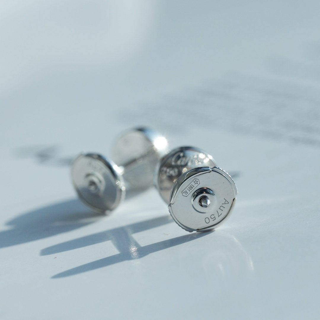 [Windsor Jewelry]LOVE EARRINGS SILVER 10MM