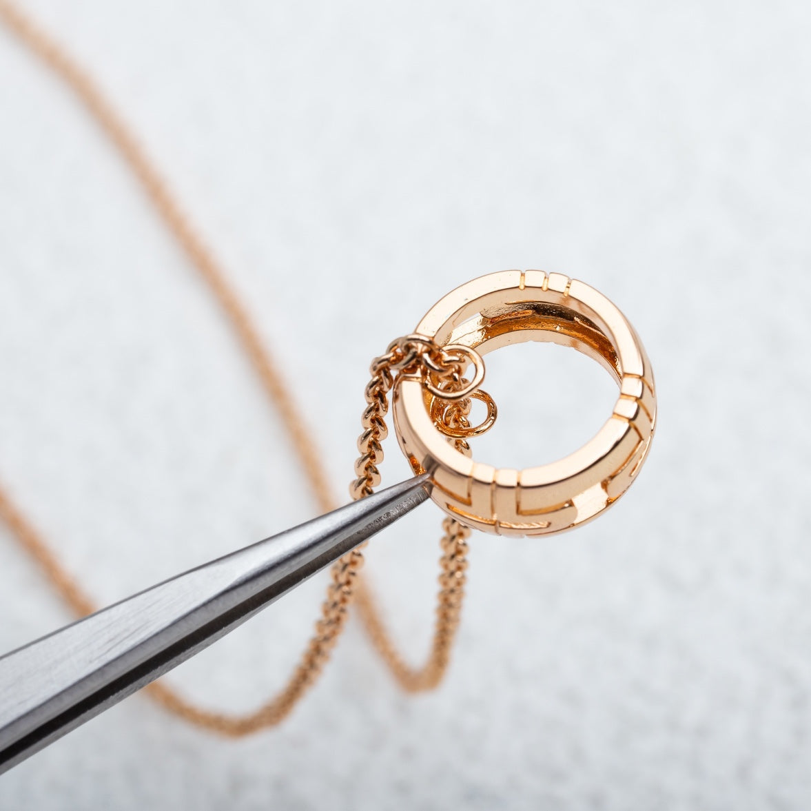 [Windsor Jewelry]PARENTESI NECKLACE PINK GOLD