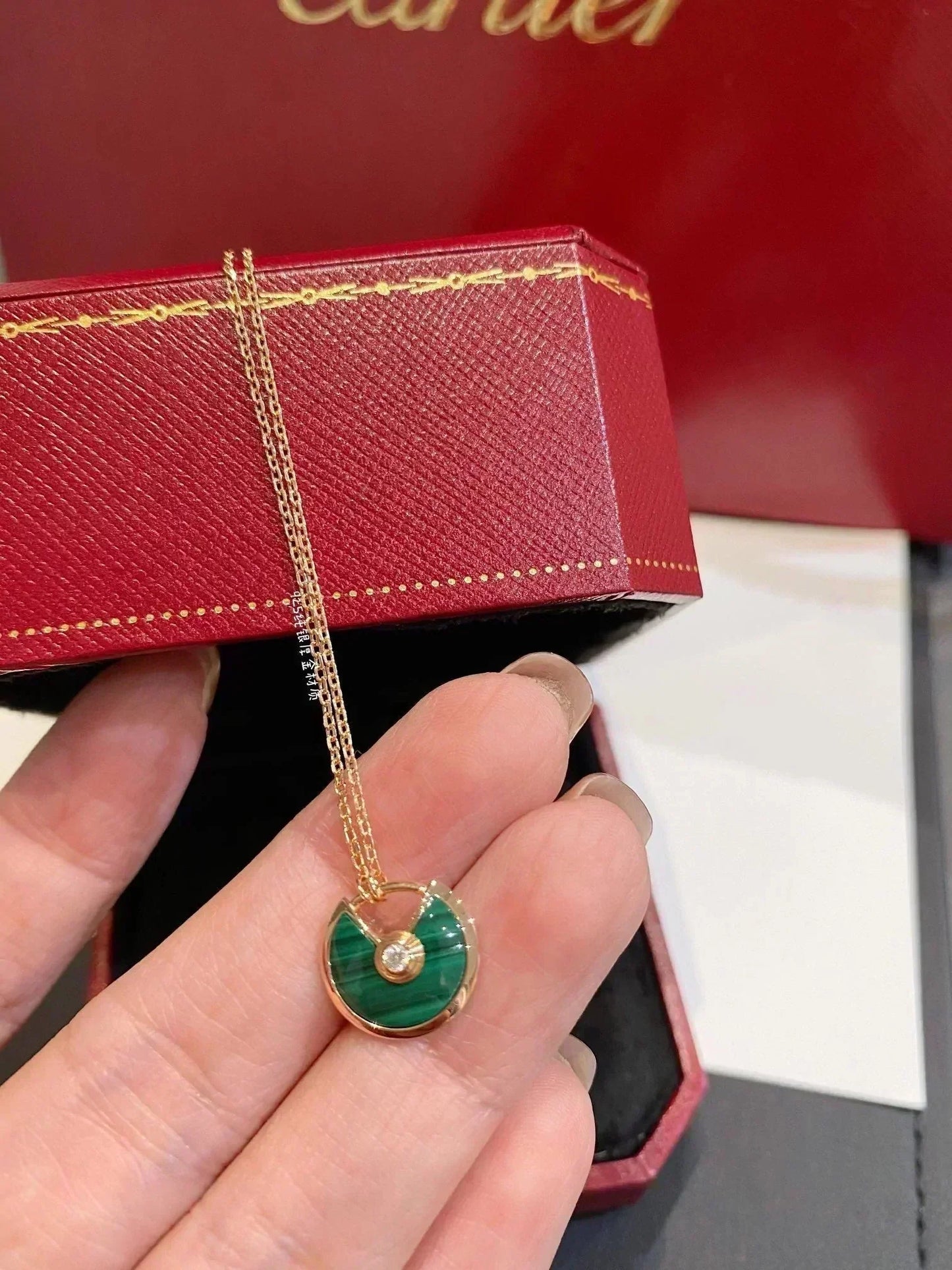 [Windsor Jewelry]AMULETTE ROSE GOLD MALACHITE NECKLACE