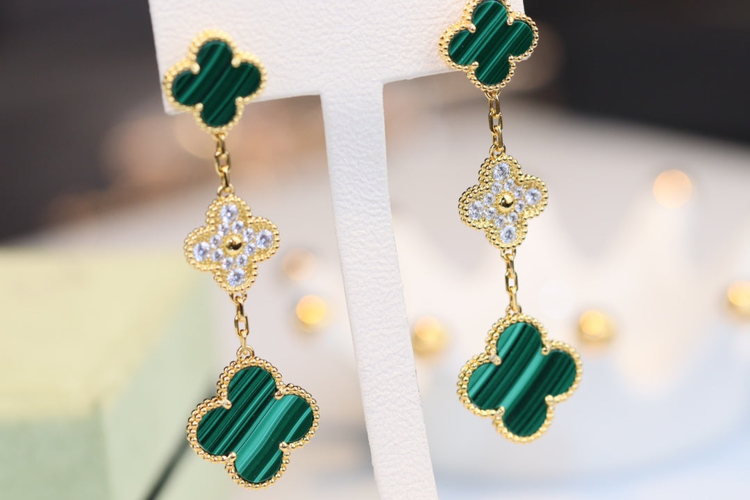 [Windsor Jewelry]CLOVER EARRINGS GOLD MALACHITE DIAMOND 3 MOTIF