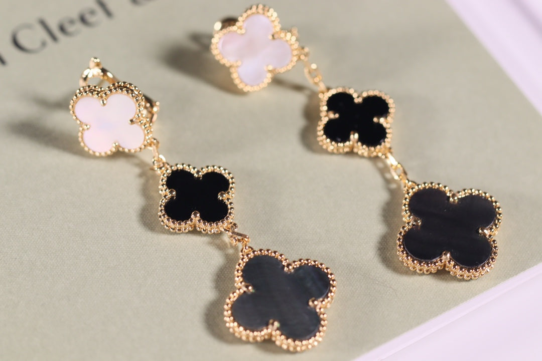 [Windsor Jewelry]CLOVER EARRINGS GOLD ONYX MOP 3 MOTIF