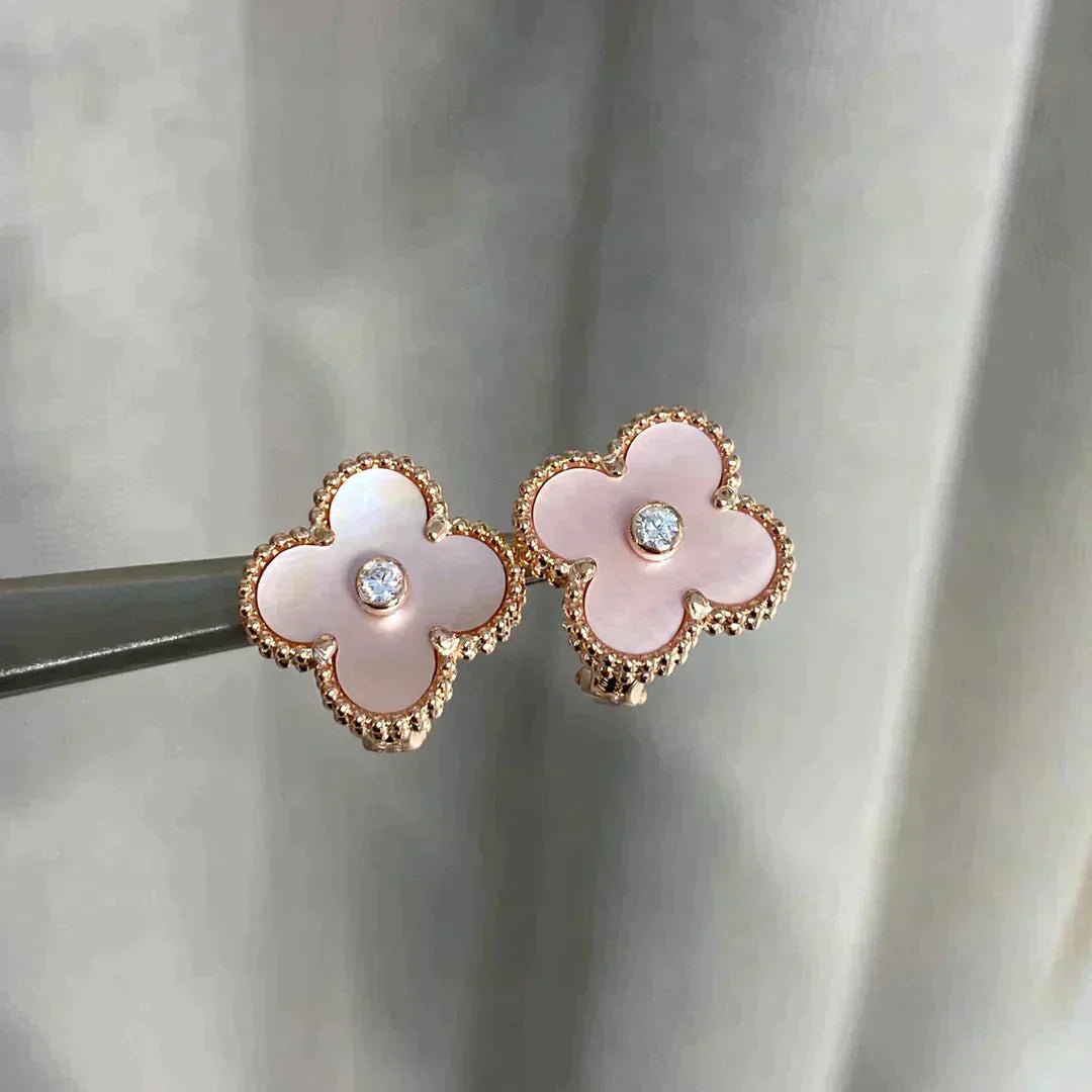 [Windsor Jewelry]CLOVER MEDIUM 1 MOTIFS  PINK MOP DIAMOND EARRINGS
