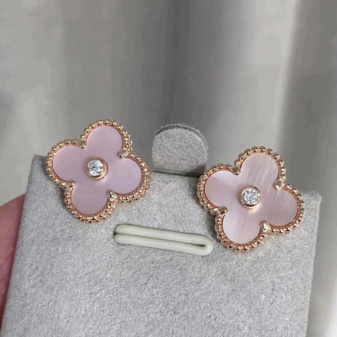 [Windsor Jewelry]CLOVER MEDIUM 1 MOTIFS  PINK MOP DIAMOND EARRINGS