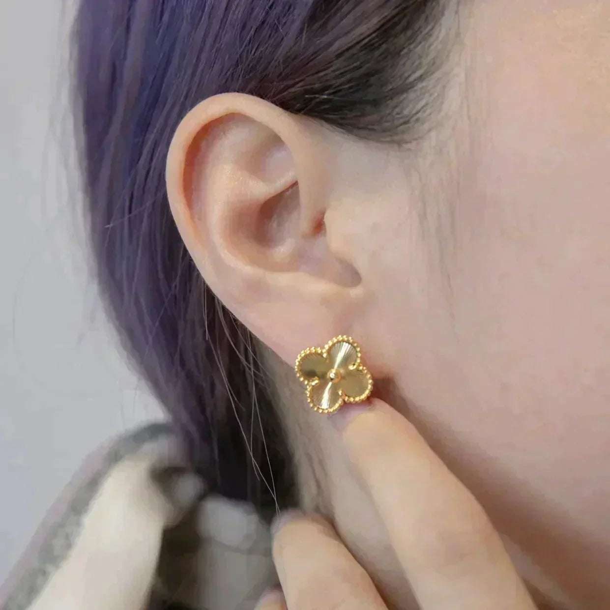 [Windsor Jewelry]CLOVER MEDIUM 1 MOTIFS LASER EARRINGS