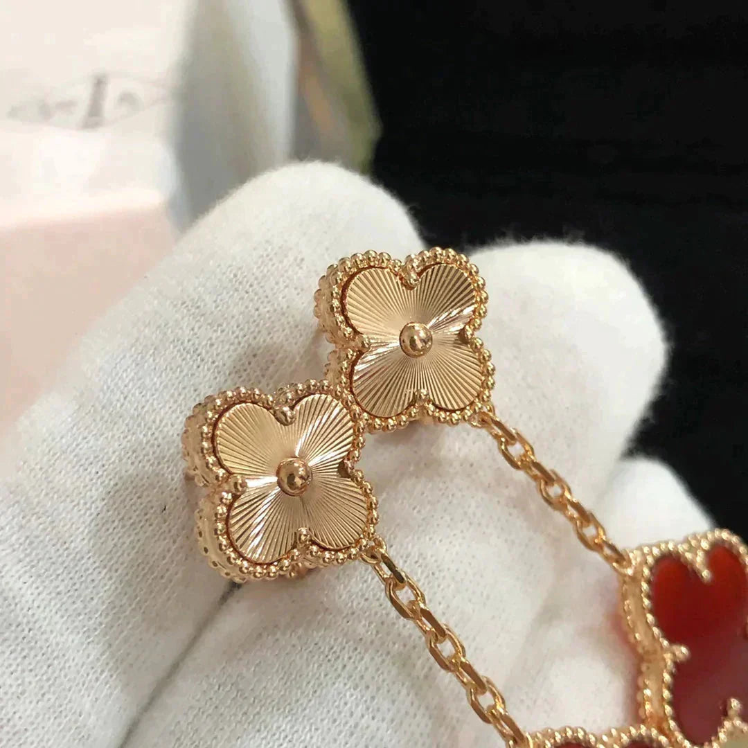[Windsor Jewelry]CLOVER 2 MOTIF  LASER CARNELIAN EARRINGS