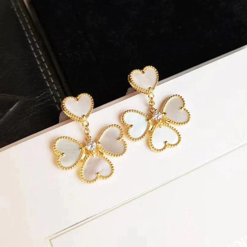 [Windsor Jewelry]CLOVER SWEET WHITE MOP EARRINGS